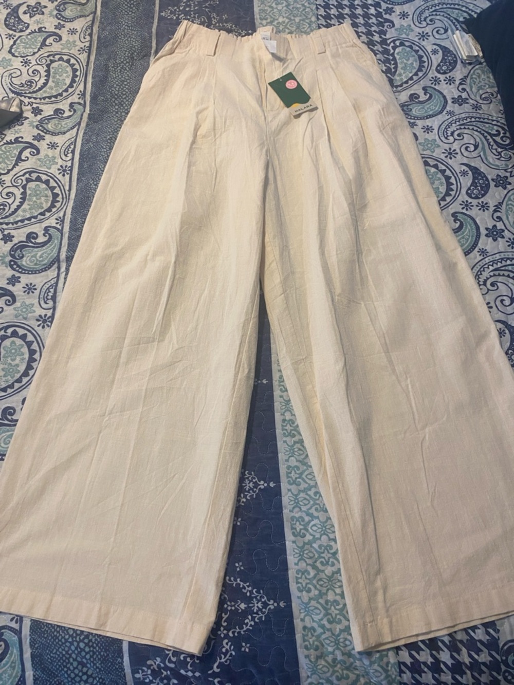 HALARA Cream Wide Leg Pants